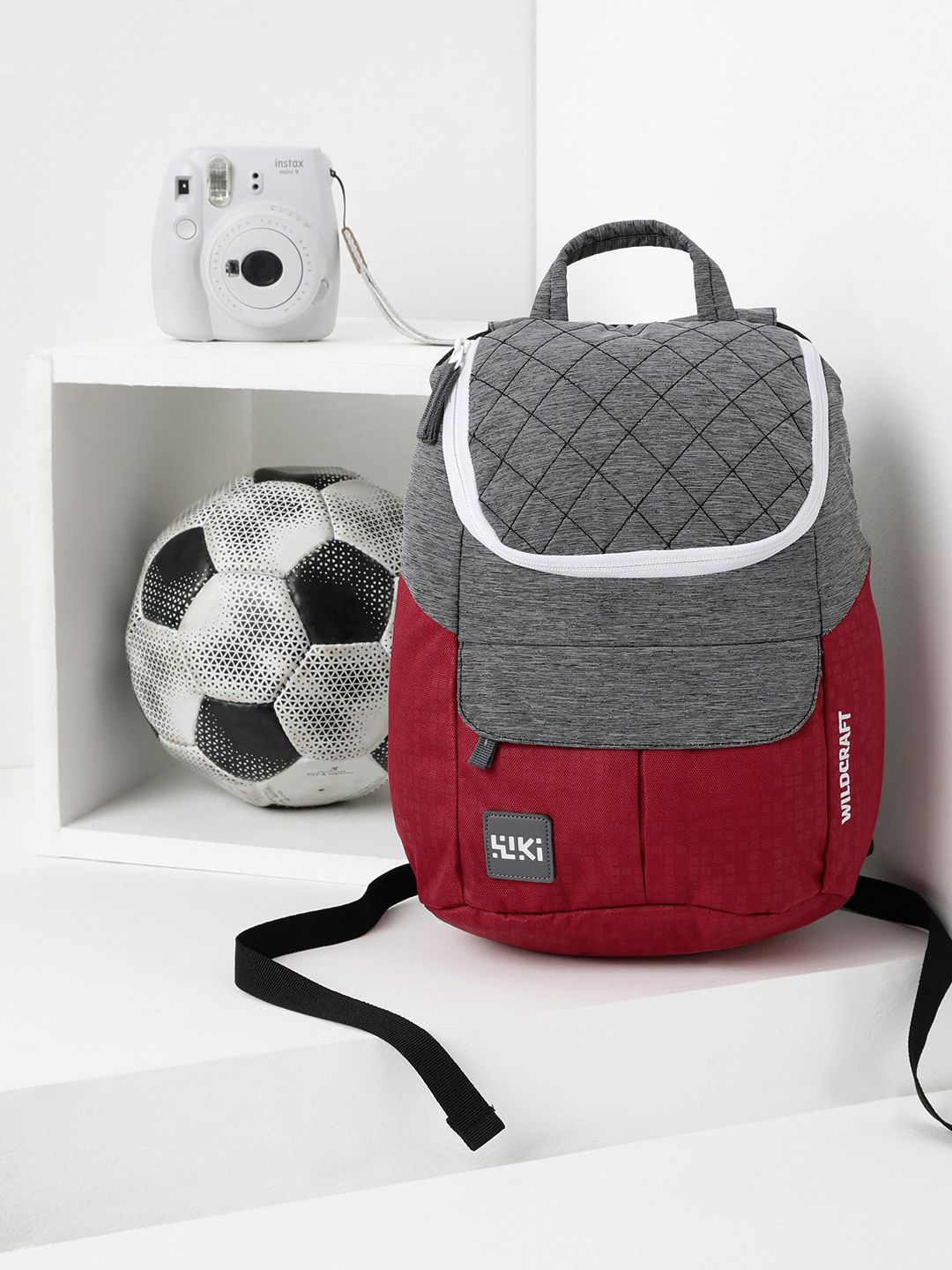 Women Grey Melange & Red Colourblocked Backpack