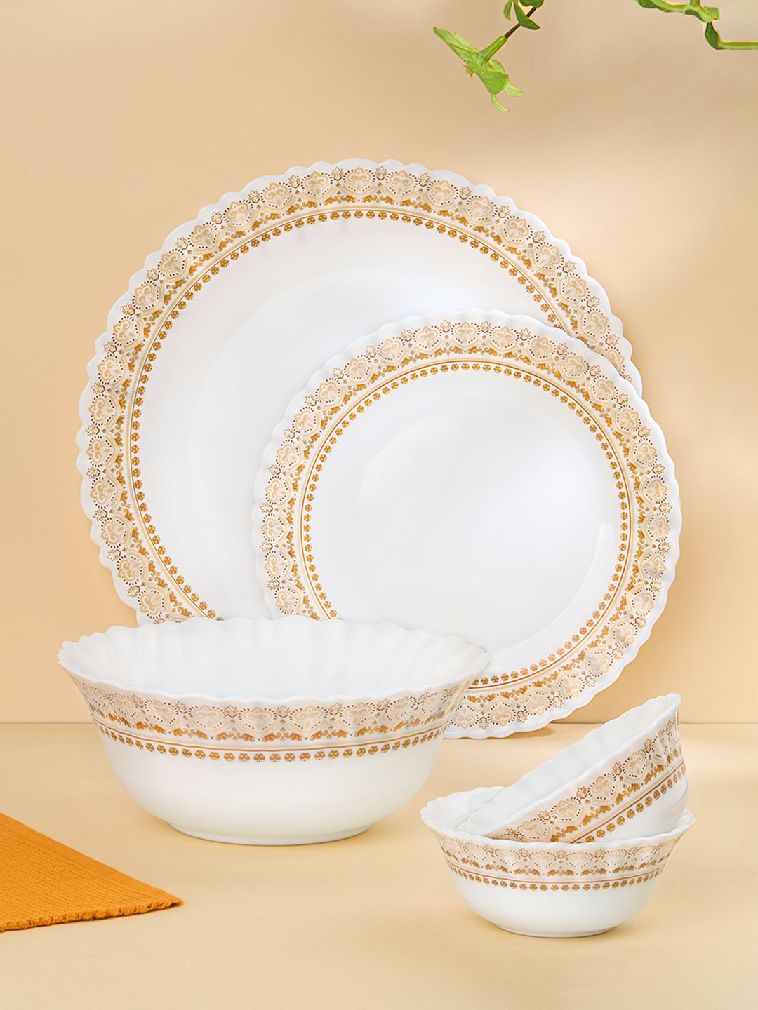 Halo Jupiter White& Yellow 17 Pcs Opalware Crocker Dinner Set