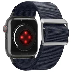 Amazon Basics Lite Fit Fabric Strap for Apple Watch Series 7