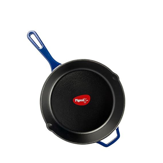 Pigeon Cast Iron Fry Pan/Skillet, Free Silicone Grip, Pre-Seasoned,100% Healthy & Toxin-Free, Naturally Nonstick Frying Pan, Makes Food Tastier, Strong & Durable, Gas & Induction, Frypan 22cm