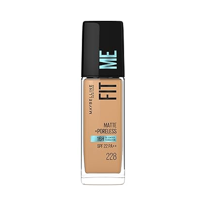 Maybelline New York Fit Me Matte + Poreless Liquid Foundation, pore minimising Foundation