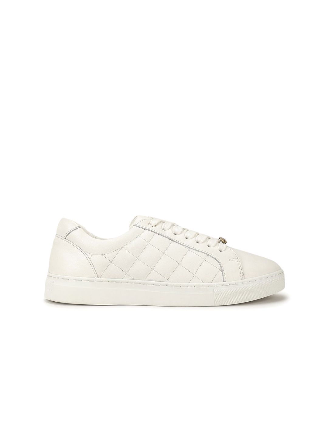 Women Textured Leather Sneakers